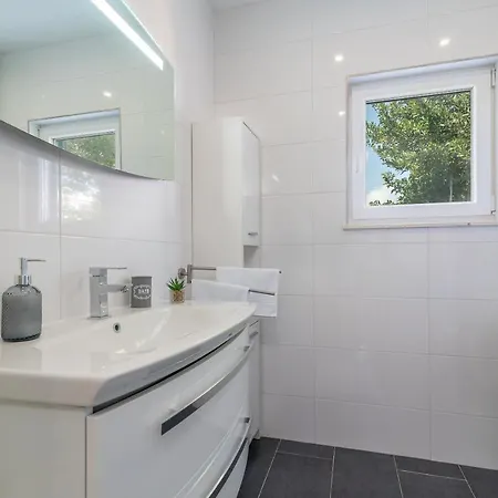 Ela Apartment